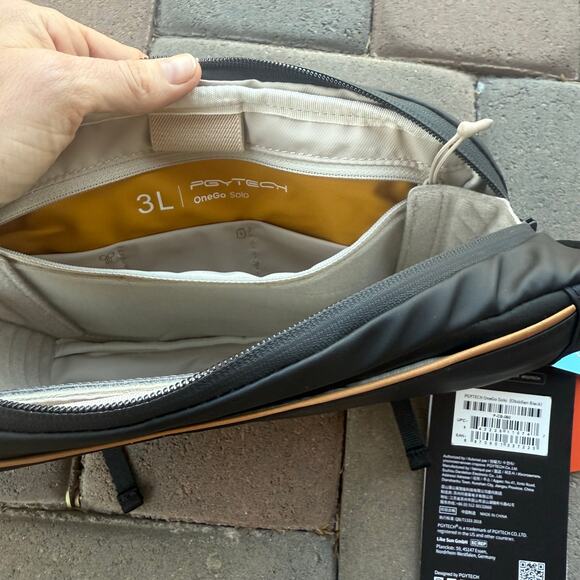PGYTECH OneGo Solo Camera Sling Bag, 3L Crossbody Fanny Pack - Picture 5 of 12